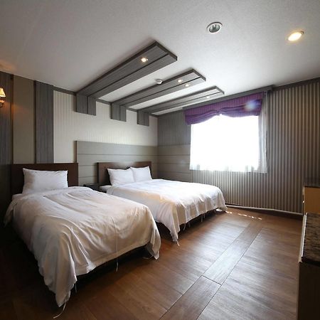 Yes Motel Gunsan Exteriör bild